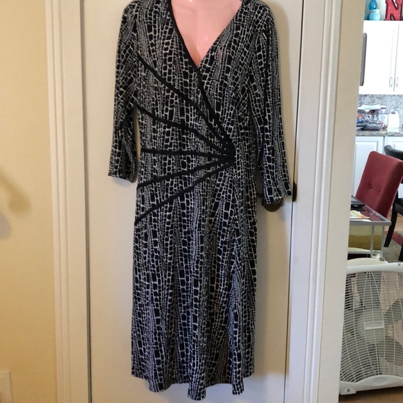 connected apparel Dresses & Skirts - Connected  black and white dress
